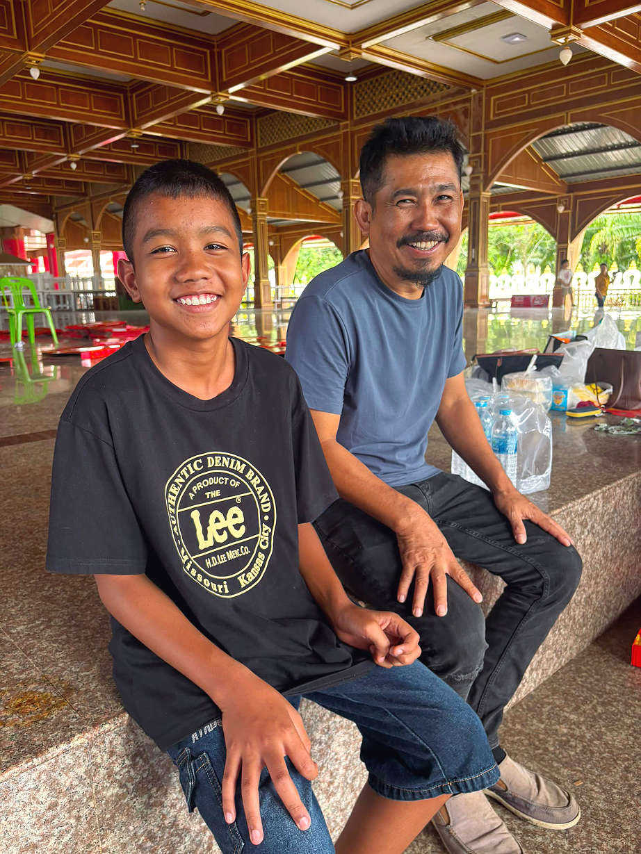 Mawin with his father Tong